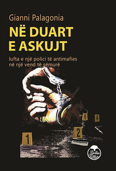 Palagonia G. Në duart e askujt